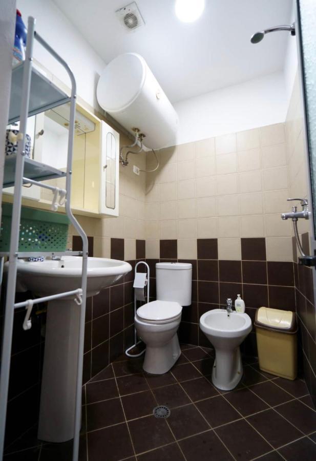 Brilant Studio Apartment City Center Tirana Bagian luar foto